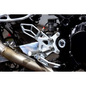 ケイファクトリー K-FACTORY ケイファクトリー 179MZBR130N ライディングステップ メタリックシルバー Z900RS 18-20