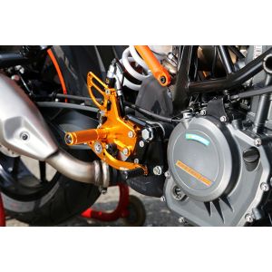 ベビーフェイス ベビーフェイス 002-KT011BK バックステップキット ブラック DUKE 250/390 17-